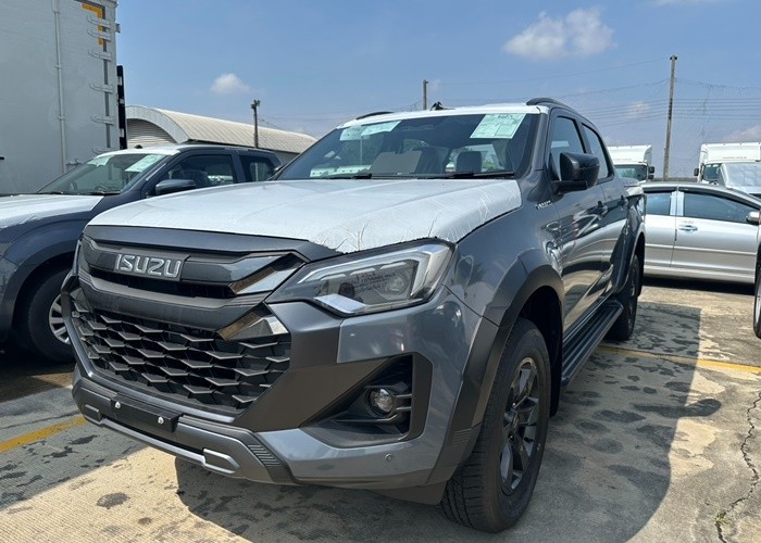 ISUZU
             
                 for Sale for Sale